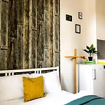 Savor Aparthotel