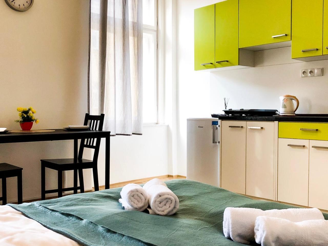 Aparthotel Savor *